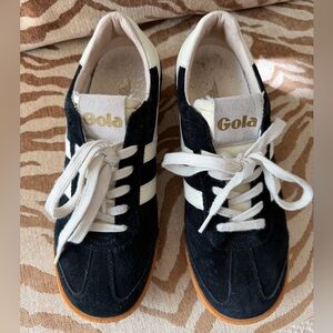 Gola Black and white Suede Trainers